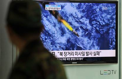 S. Koreja ipak lansirala: Raketa je eksplodirala i pala im u more 