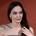 Angelina Jolie planirala vlastito ubojstvo kad je imala 26 godina