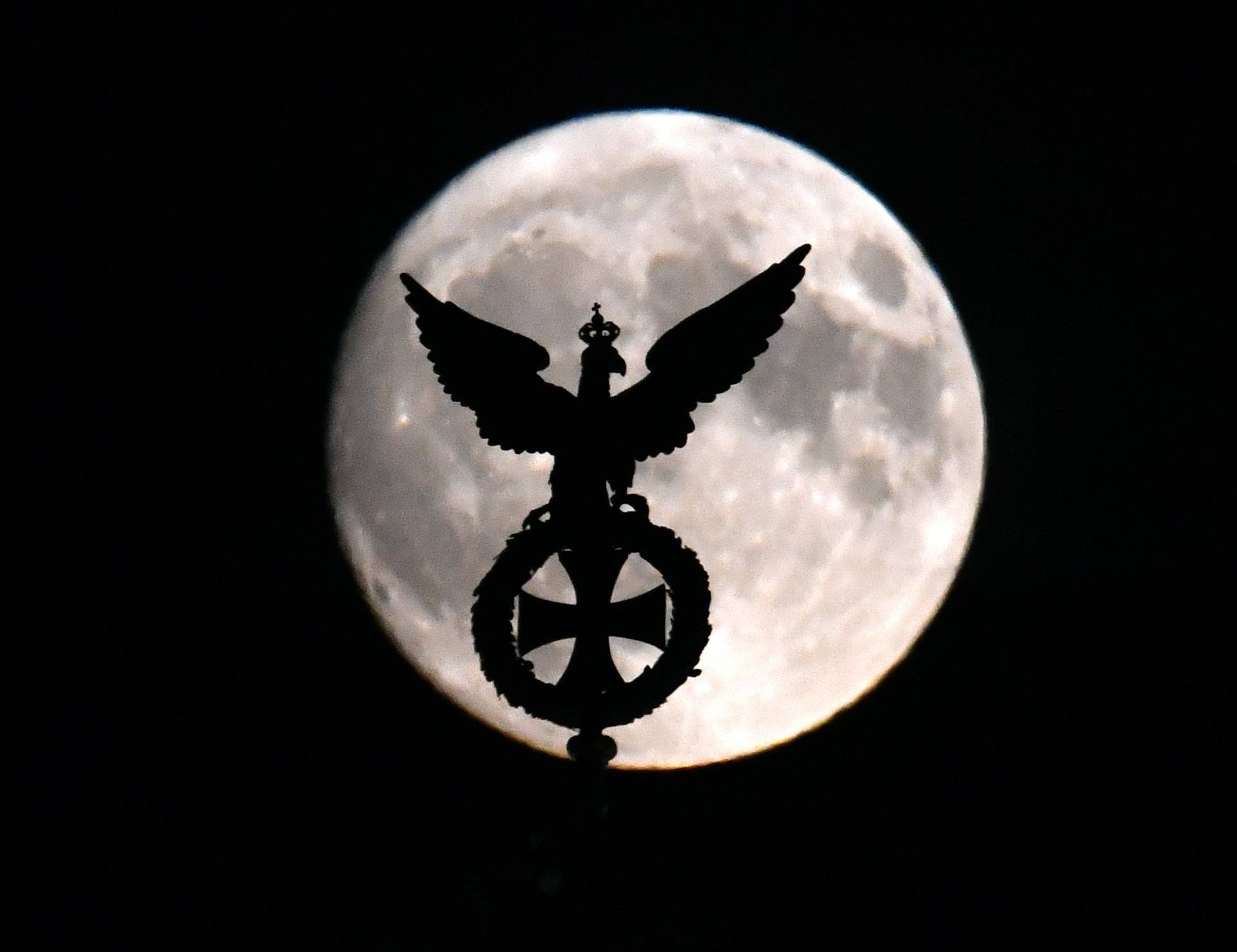 Prussian Eagle with the moon