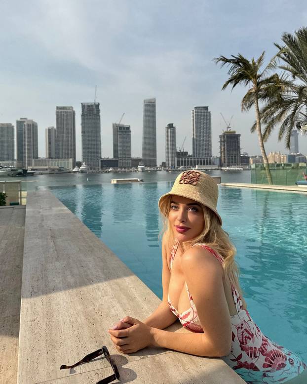 FOTO Naša prekrasna novinarka zaljubila se u ikonu Reala. Brak im je kao iz bajke, dobili i sina