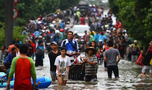 Glavni grad Indonezije Jakarta svake godine potone za 25 cm