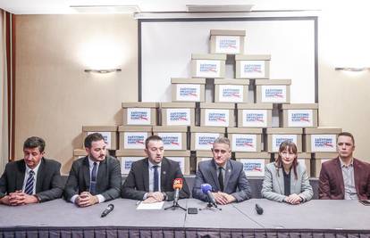 Inicijativi 'Zaštitimo hrvatsku kunu' nedostaje 34.285 potpisa za pokretanje referenduma