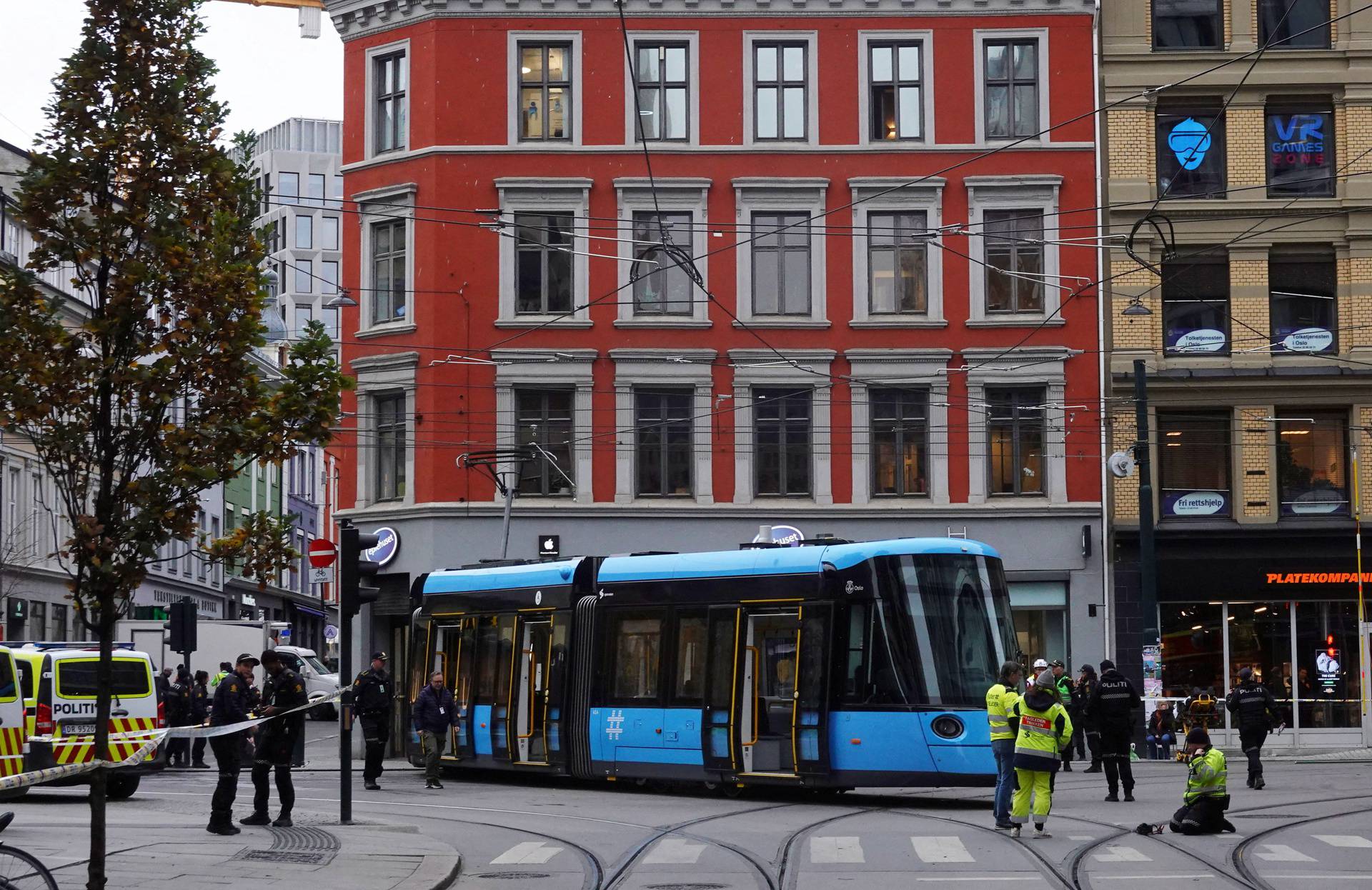 Tram crashes into building in Oslo