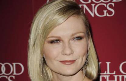 Kirsten Dunst izjavila je da se ne opterećuje se paparazzima