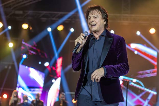 Zdravko Čolić održao koncert u Osijeku