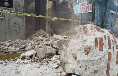 Jak potres u Meksiku: Jedan poginuli, oštećene zgrade