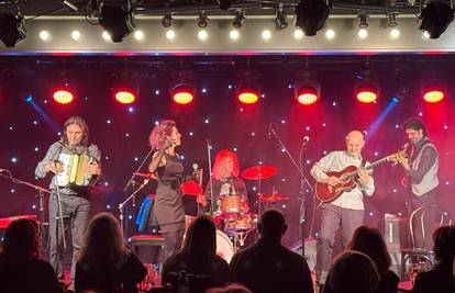 Zarazna energija  legendarnog belgijskoj benda Vaya Con Dios stiže u Klub Kazališta Komedija