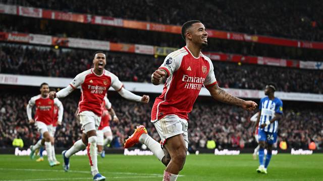 Premier League - Arsenal v Brighton & Hove Albion