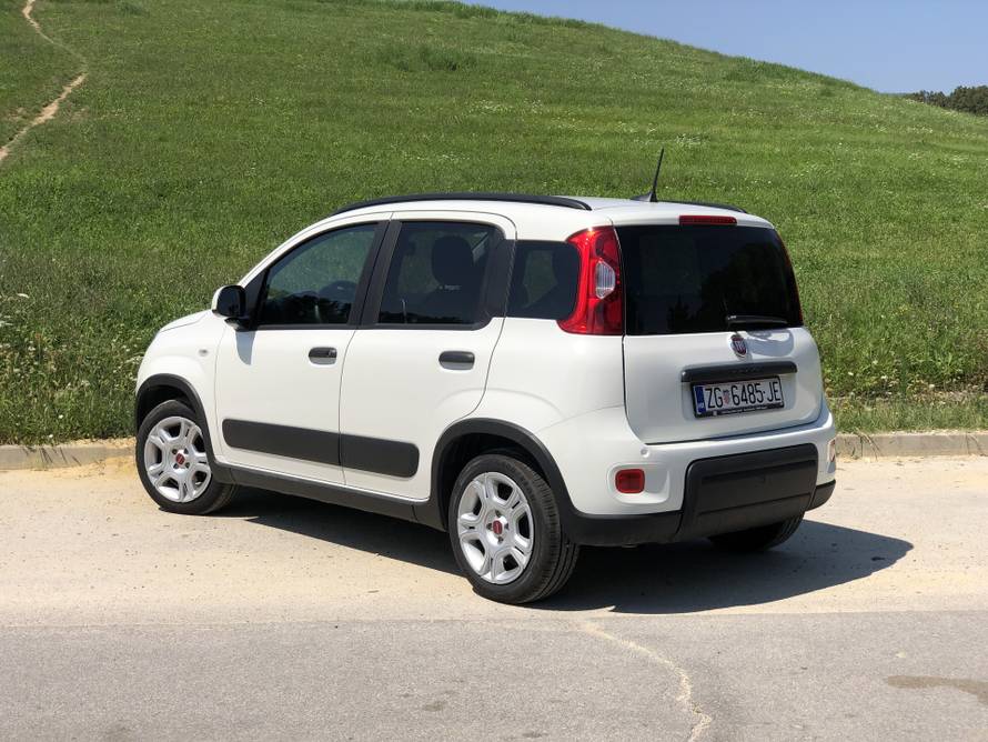Testirali smo Fiat Pandu na plin: Štedljiva i jednostavna legenda