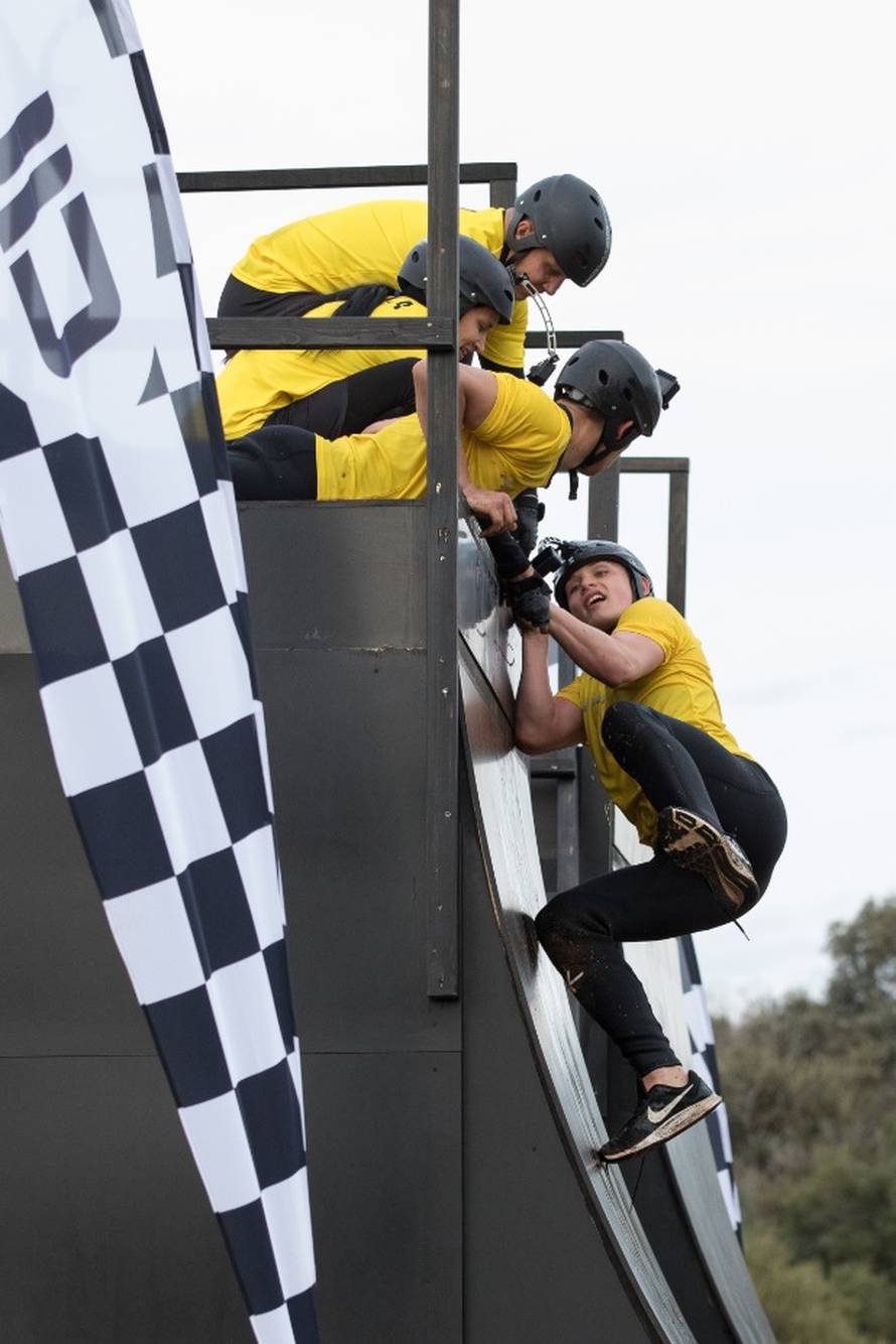 Fittest Family: Paulu je tata izvlačio zbog straha od vode