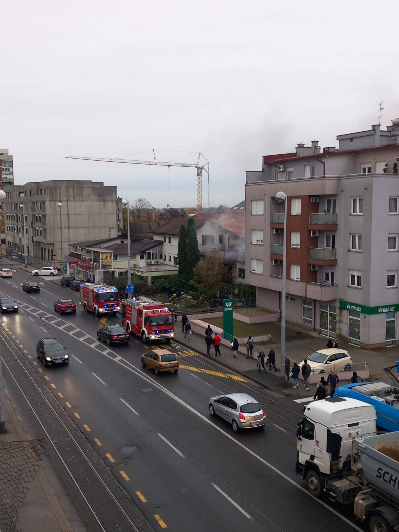 Požar u Zagrebu: U Dubravi planula napuštena kuća