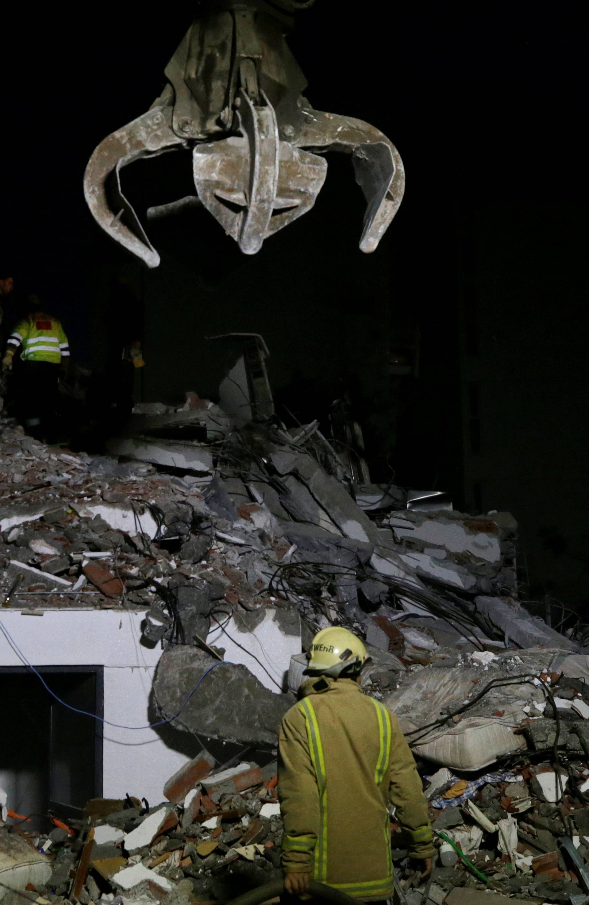 Iz ruševina su spasili mladića: 'Dva dana je bio pod betonom'
