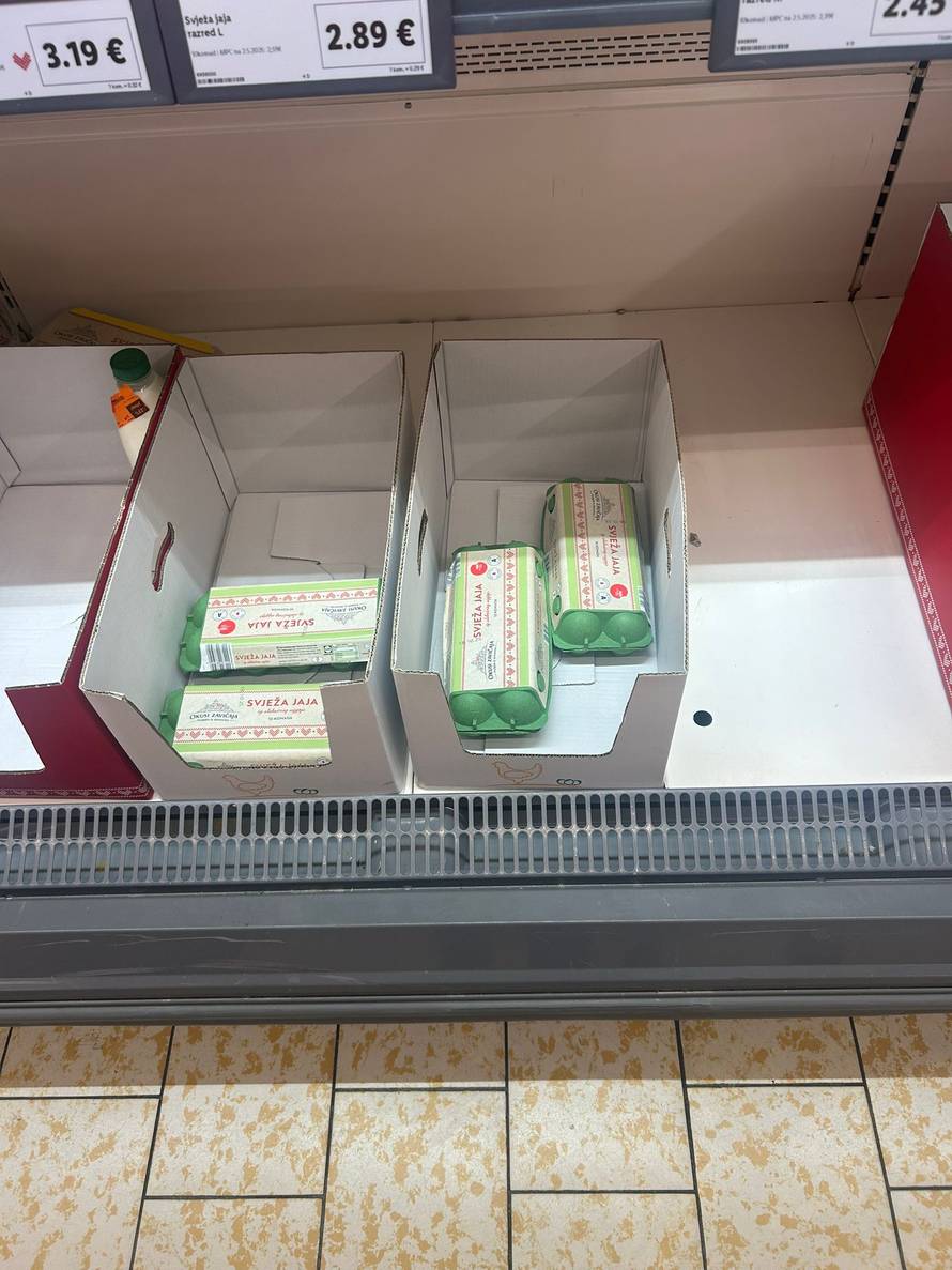 U trgovinama nema jaja: U velikim centrima police su sve praznije: Evo o čemu se radi!