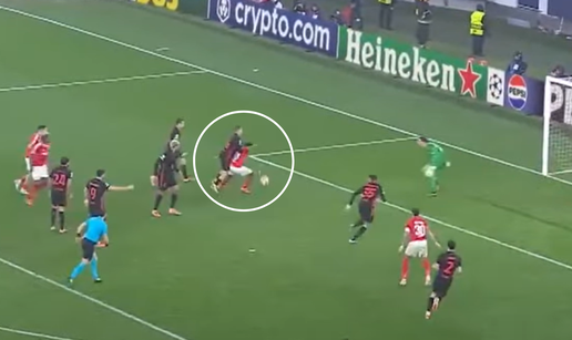 VIDEO Benfica oštećena protiv Barcelone?! Priča se o spornoj situaciji, pogledajte sažetak...