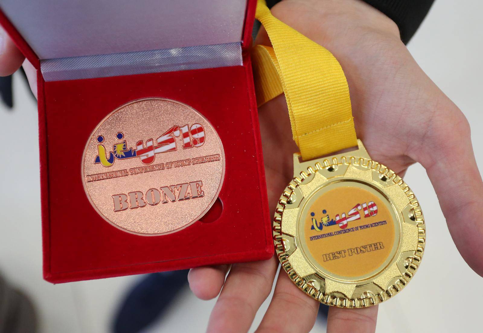 Osvojili pet medalja: Učenici su nam rasturili u Kuala Lumpuru