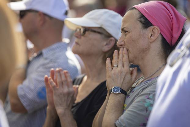 Misno slavlje u svetištu Gospe od Utočišta u Aljmašu na blagdan Velike Gospe