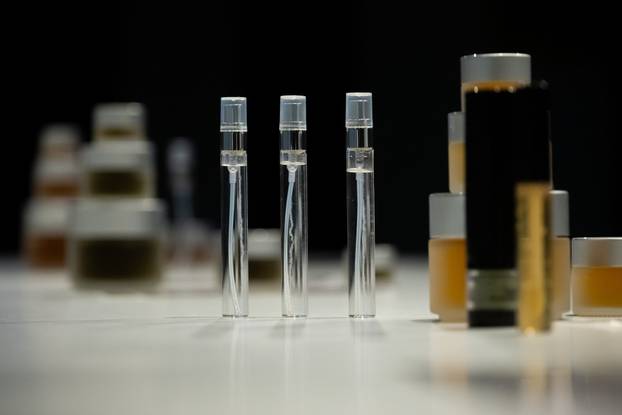 Zagreb: Otvorenje izložbe Skin(s)care - između njege i nasilja