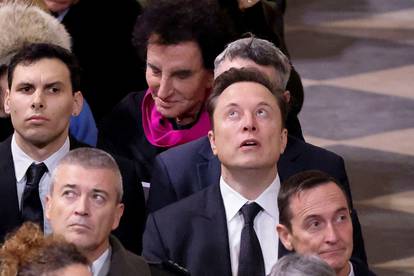 FOTO Politička svita stigla je u Pariz: Trump je stisnuo ruku Zelenskom, a tu je i Musk...