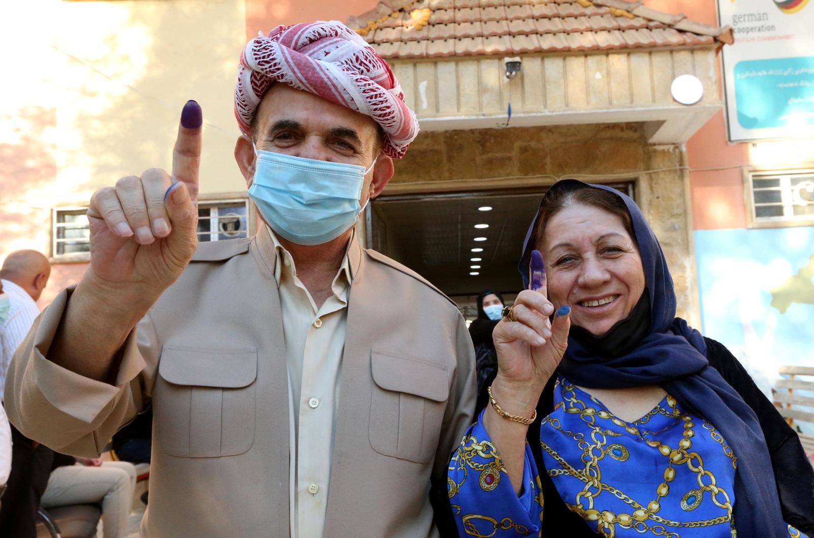 Iraqis vote in general election