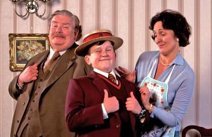 Sjećate li se zločestog Dudleyja? Sada ga ne biste prepoznali, a glumi u novom erotskom filmu