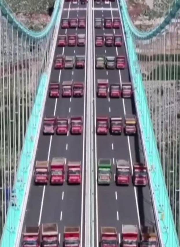 FOTO Otvoren u Kini: Evo kako izgleda najviši most na svijetu