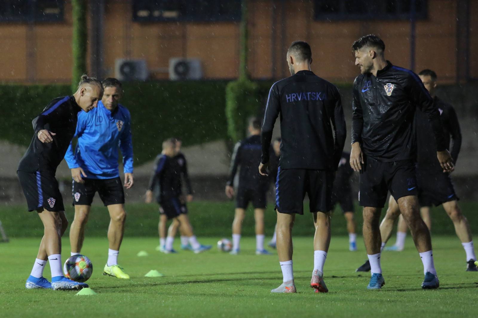 Zagreb: Reprezentativci odradili trening uoÄi utakmica protiv SlovaÄke i AzerbajdÅ¾ana