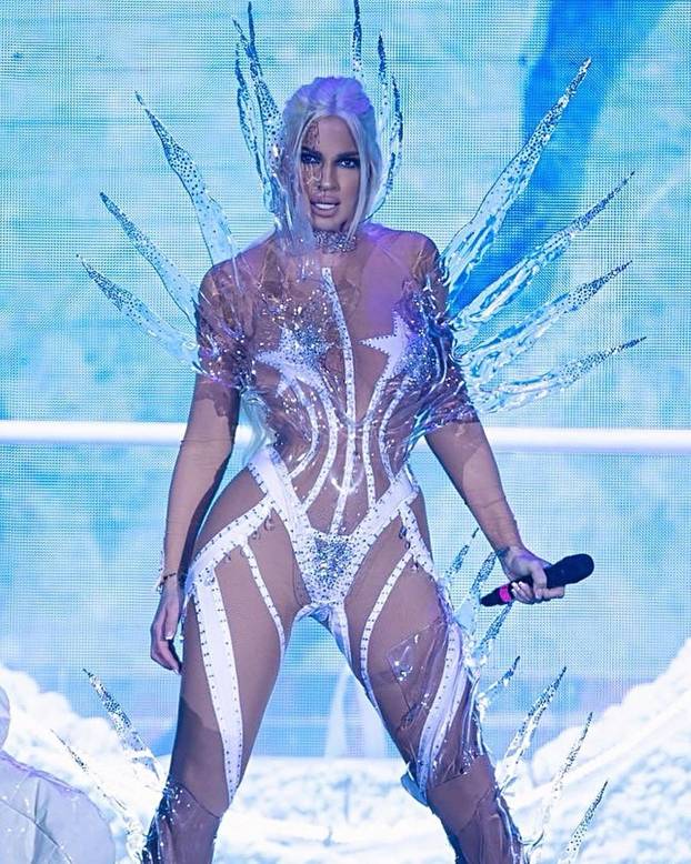 FOTO Još ne znate što odjenuti za Noć vještica? Jelena Karleuša je možda dobra inspiracija za to