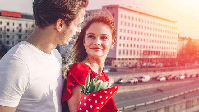 Nove spoznaje: Žene su sretnije s manje poželjnim muškarcima