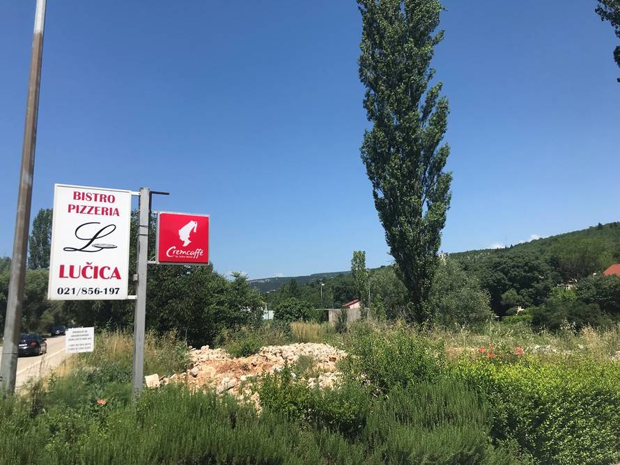 Rebić je otplatio kredite svima u selu, sredio je i kapelicu: 'Kad dođe kući, čeka ga jumbo pizza'