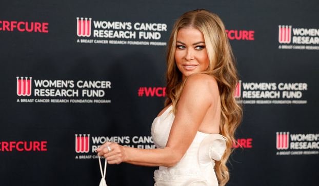 FOTO  Ona ima 53 godine? Nema šanse! Pogledajte kako izgleda Carmen Electra, očarala je...