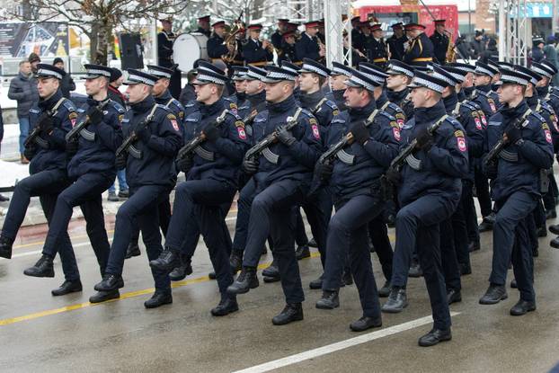 Banja Luka: Svečani defile povodom Dana Republike Srpske