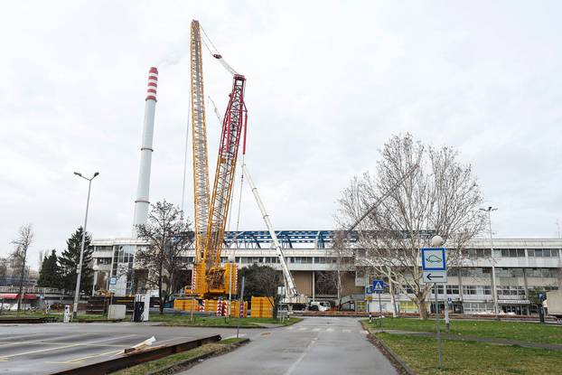 Zagreb: Najveća dizalica u gradu započela s radom 