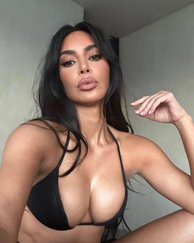 FOTO Kim Kardashian 'upecala' novog frajera. Legenda Formule 1 prerasla je status 'prijatelja'