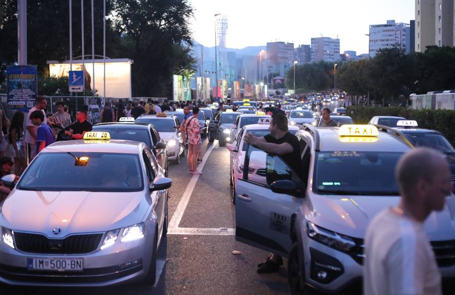 Split: Taksisti imaju pune ruke posla nakon prve večeri Ultra Europe Festivala