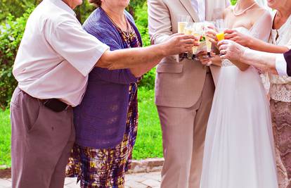 Mladoženja: 'Punica nam je preuzela cijelo vjenčanje, čak je promijenila i datum svadbe'