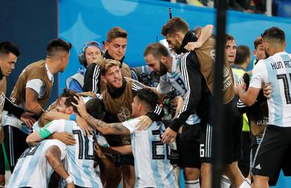 Argentina se izvukla i ide dalje, Messi u osmini na Francusku...