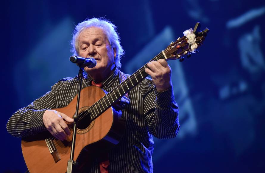 Hiljade pahulja bijelih:  Koncert u čast  velikog Kemala Montena