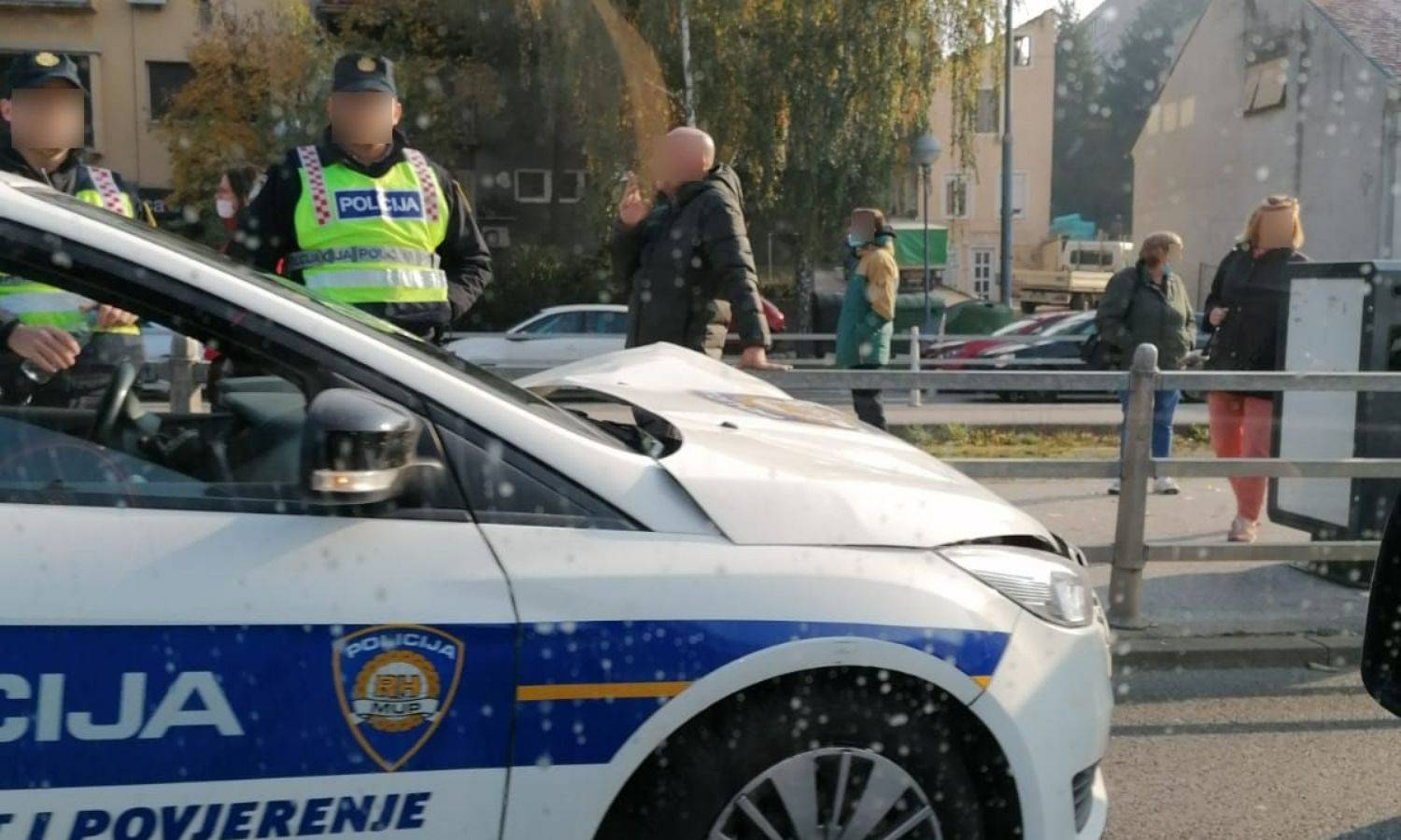 U Zagrebu manja prometna nesreća, sudjelovali i policajci