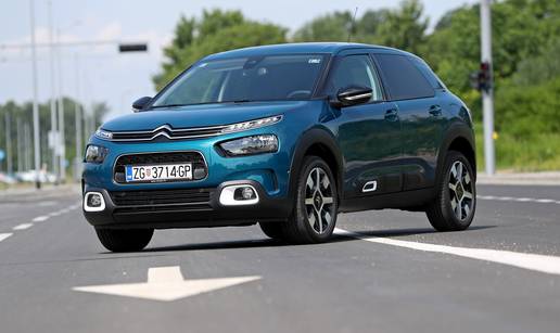 C4 Cactus na testu: Za tako malen auto, vrlo je prostran