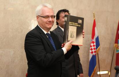 Josipović: Paški statut trebao bi pročitati ministar pravosuđa