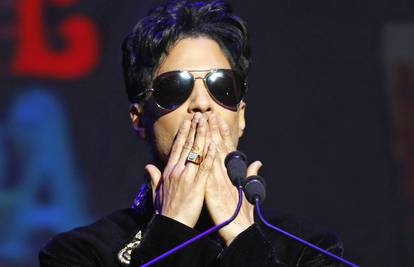 Zvijezde u šoku: 'Ne mogu vjerovati da je Prince mrtav'