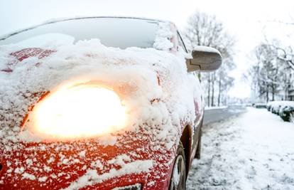 Evo što napraviti kad vam auto na cesti počne proklizavati