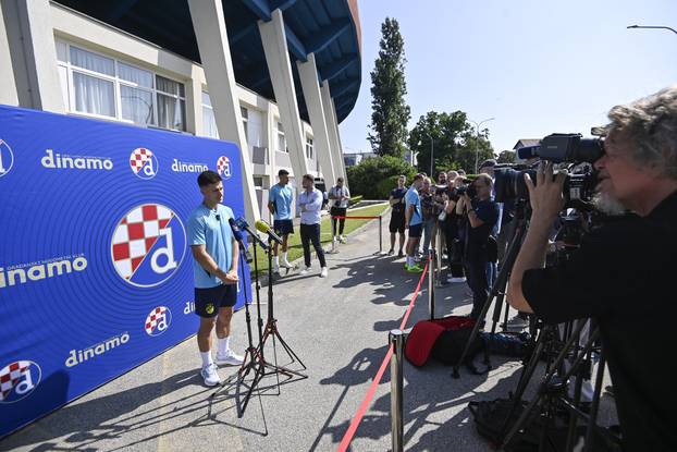 Zagreb: Media day i trening Dinama s novim trenerom 