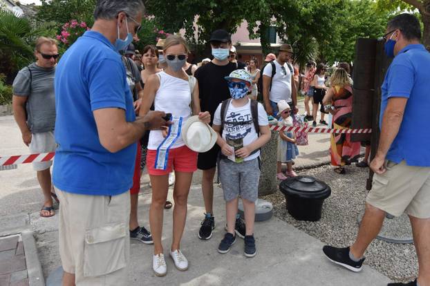 Brodski obilazak Nacionalnog parka Krka oduševio je turiste