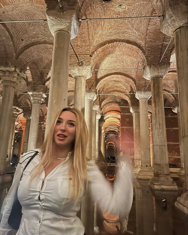 FOTO Cijeli svijet bruji o ovoj Turkinji, no ima jedna caka...