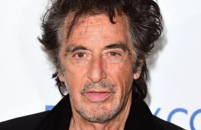 Vječiti neženja Al Pacino je nakon četiri godine opet solo