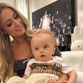 Paris Hilton: 'Slomljeno mi je srce zbog odurnih komentara o mom sinu. Kakvi su to ljudi?!'
