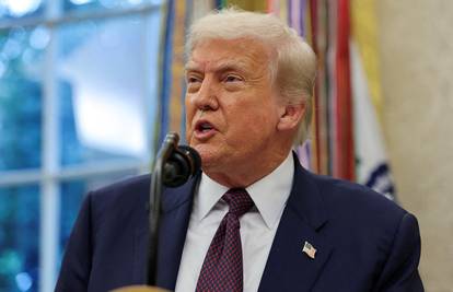 Trump povećao carine Indiji za 25% zbog kupovine ruske nafte