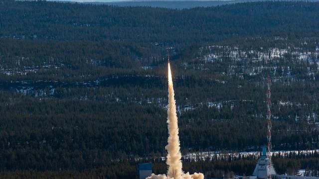 Švedska raketa slučajno pala u Norvešku:  'Ozbiljno shvaćamo svaku neovlaštenu aktivnost'