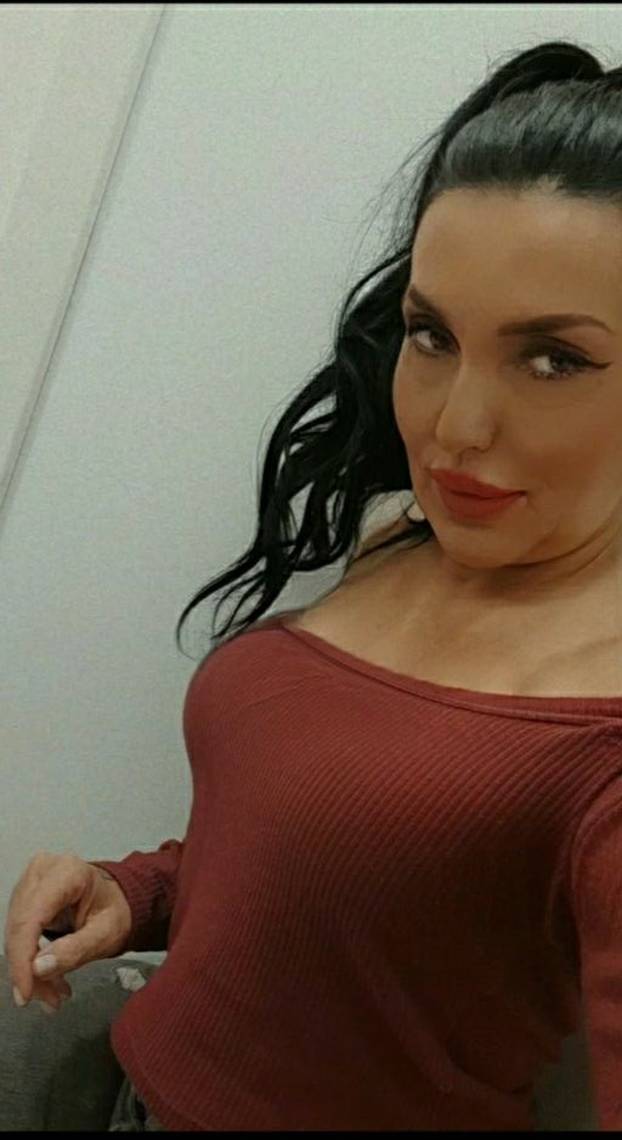 Čak sedam puta tražila ljubav: Rekorderku iz 'Ljubav je na selu' danas mnogi ne bi prepoznali